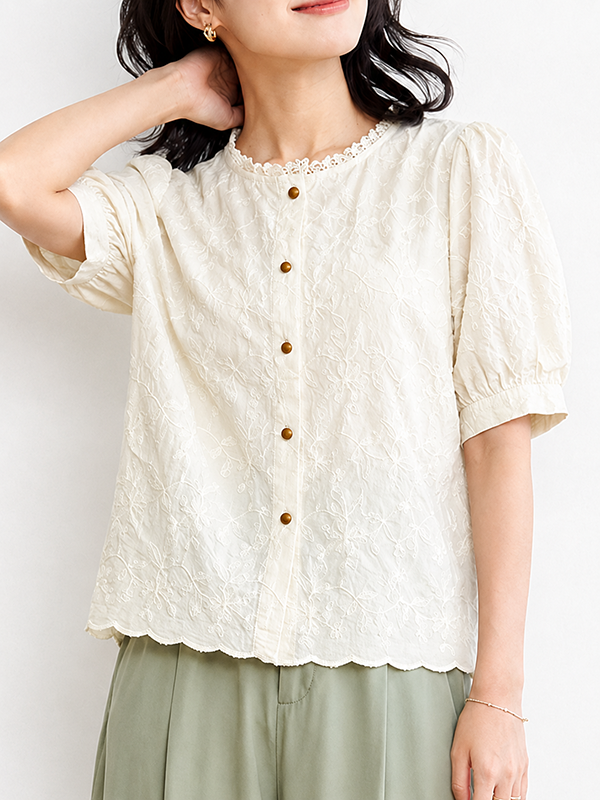 コットン刺繍入り レースフリル付きクルーネックブラウス