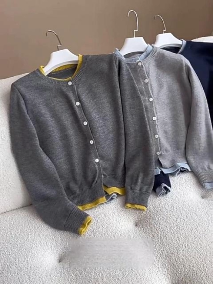 おしゃれなフェイクレイヤード配色切り替えカーディガン