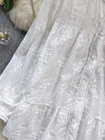 大人可愛い刺繍ゆったりコットンブラウス-Sodemai