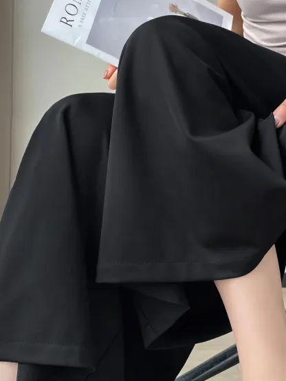 新作すっきり見せるカジュアルなワイドパンツ