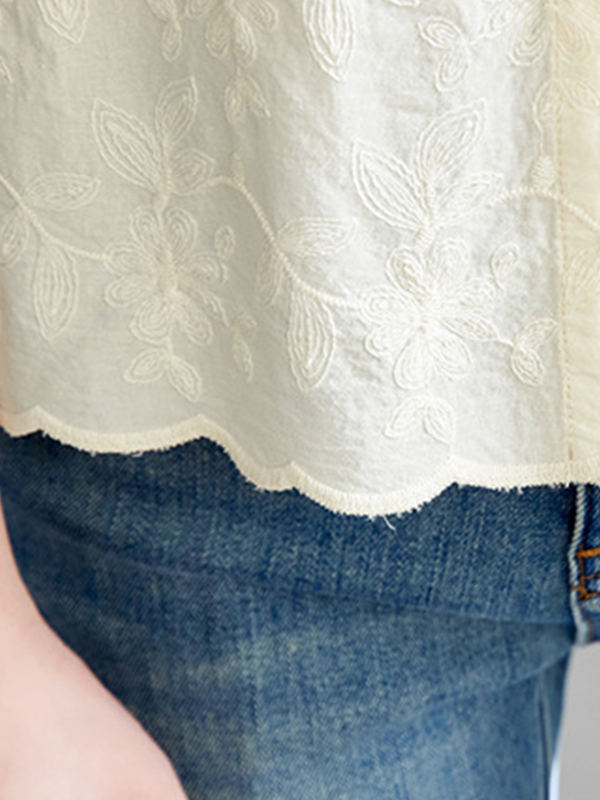 コットン刺繍入り レースフリル付きクルーネックブラウス