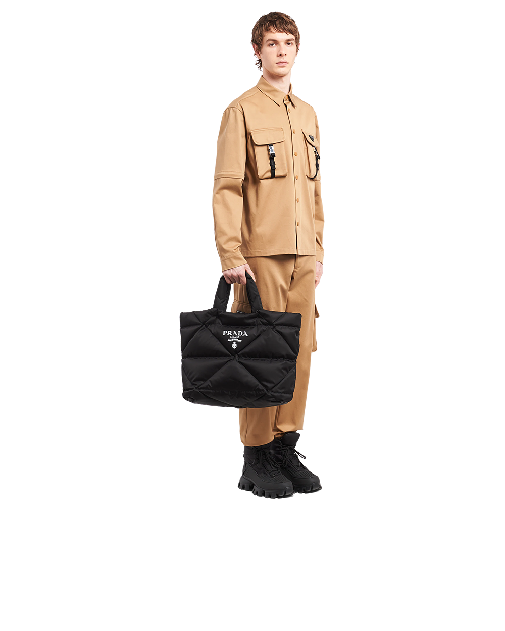 😍「VERY雑誌」掲載で大人気★矢野未希子さん愛用 Re-Nylon tote bagパッドトートバッグ★無料速達💓日本人気上昇中↑↑↑売り切れ続出！