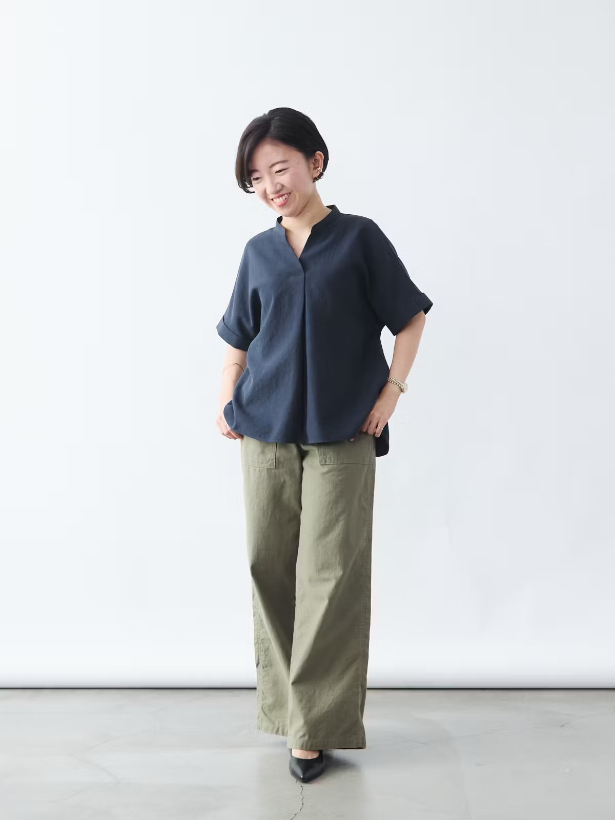 リネンライクブラウス