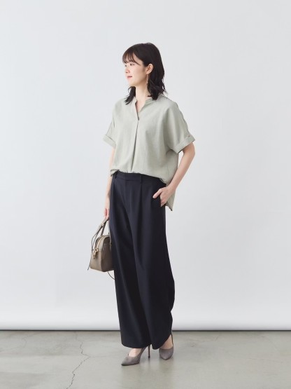 リネンライクブラウス