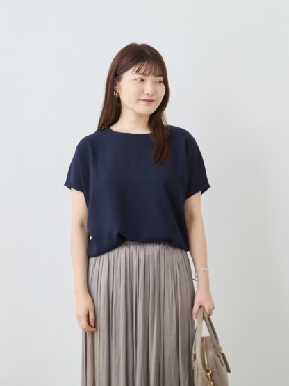 洗えるフレンチスリーブブラウス