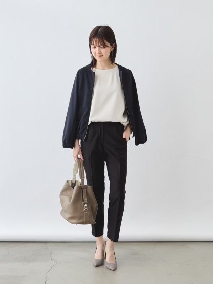 洗えるフレンチスリーブブラウス