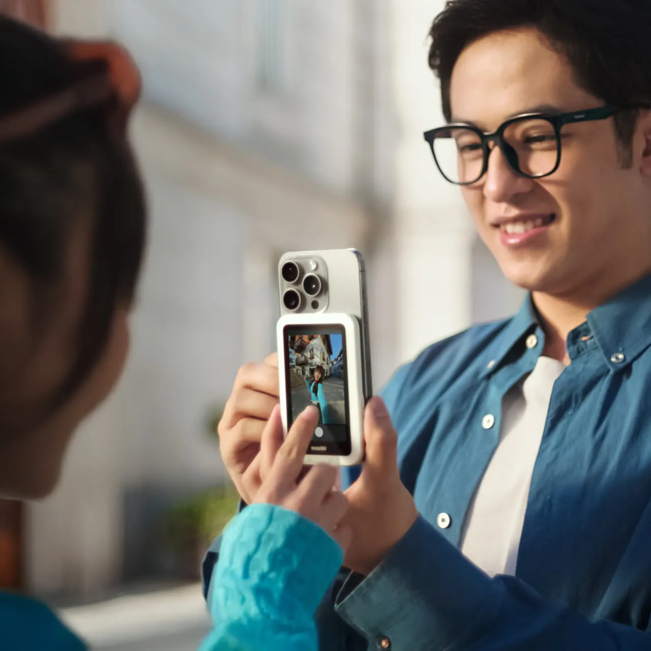 Insta360 Snap 手機自拍屏 補光版 磁吸翻轉鏡面 多級智能補光 影片創作神器 手機配件 澳門保養