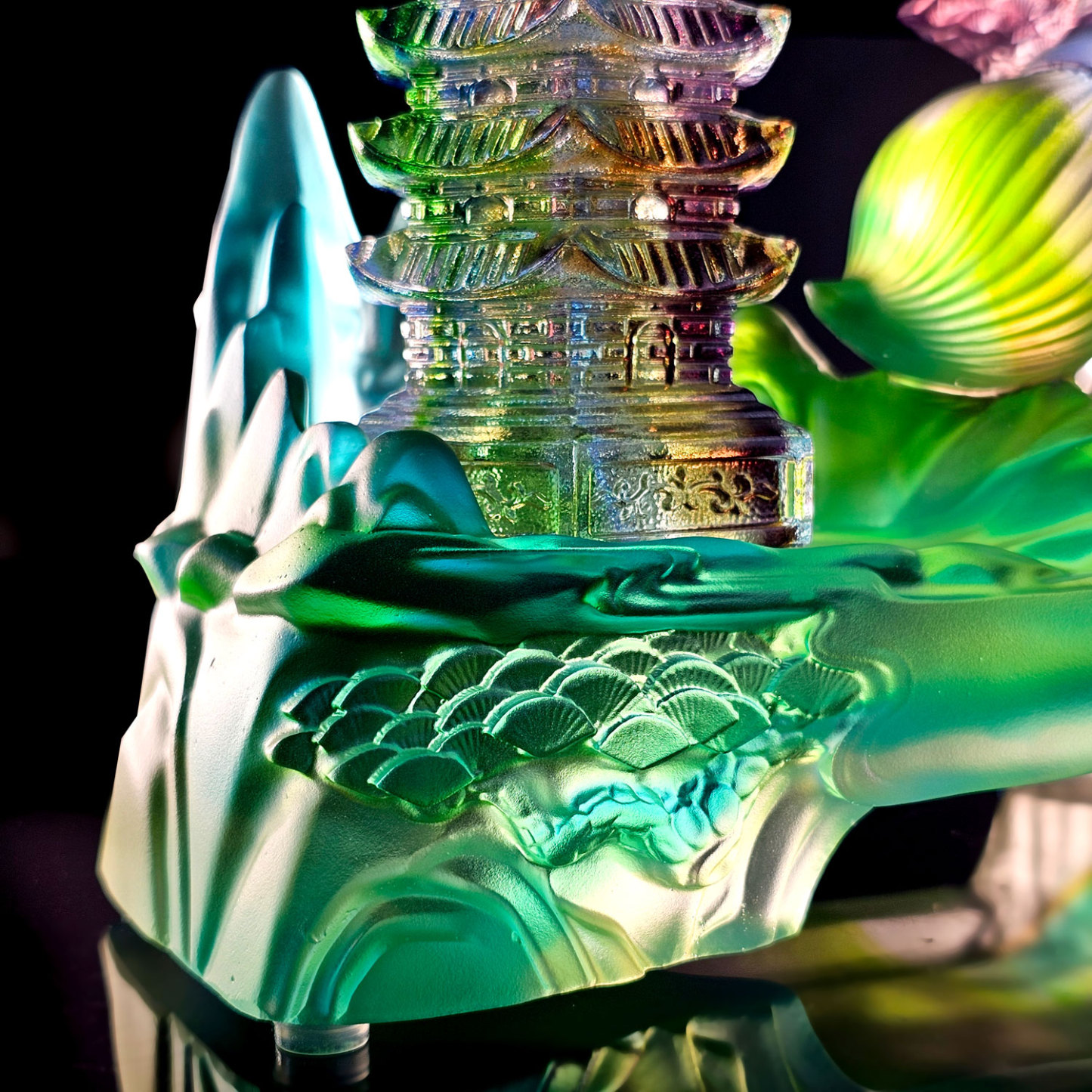 Colour Liu Li Pagoda With Pen