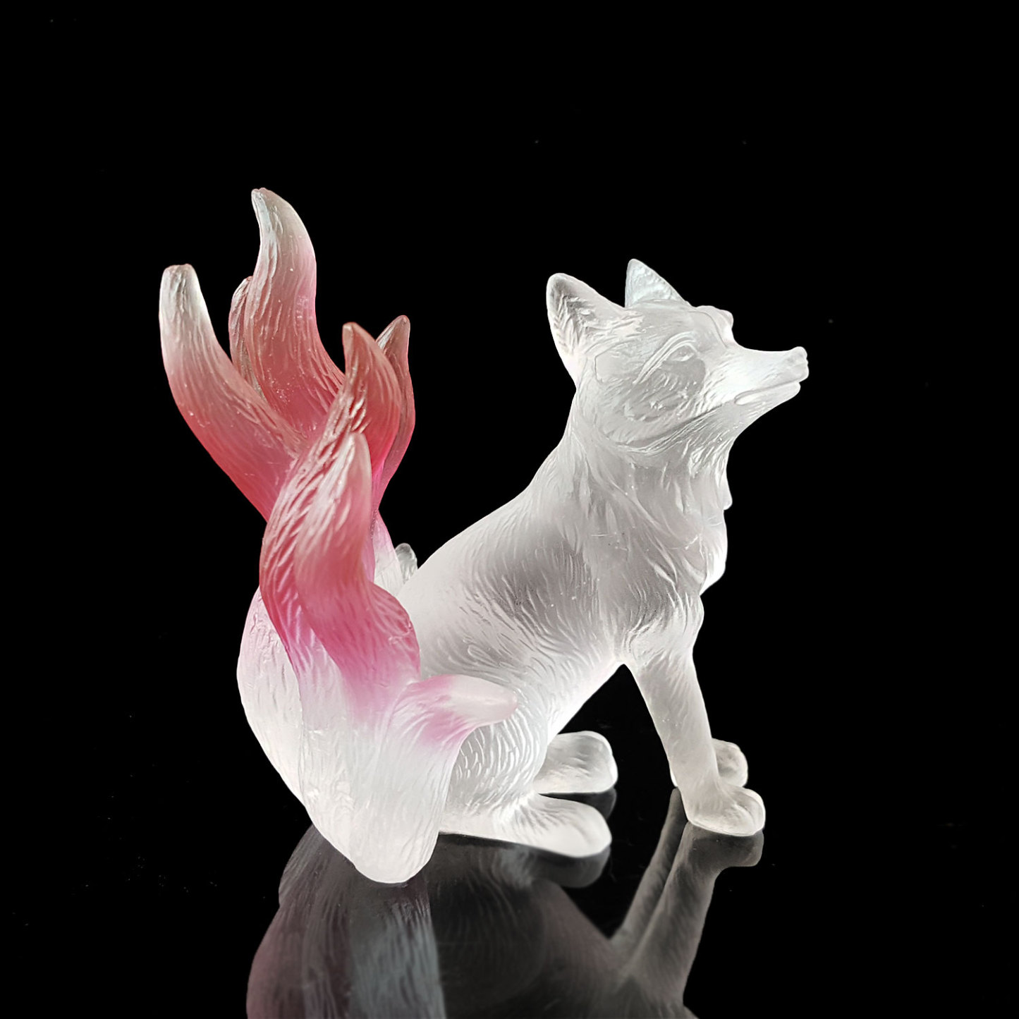 White Liu Li 3D Red Tip Gumiho Decoration
