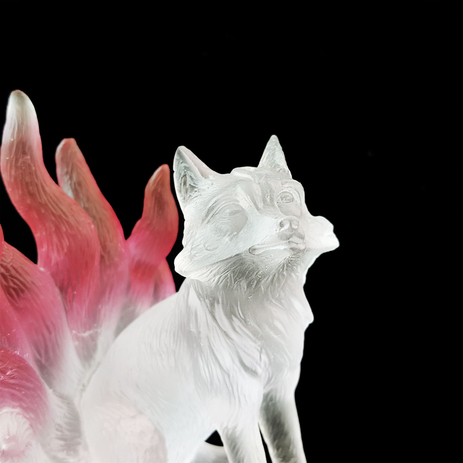 White Liu Li 3D Red Tip Gumiho Decoration