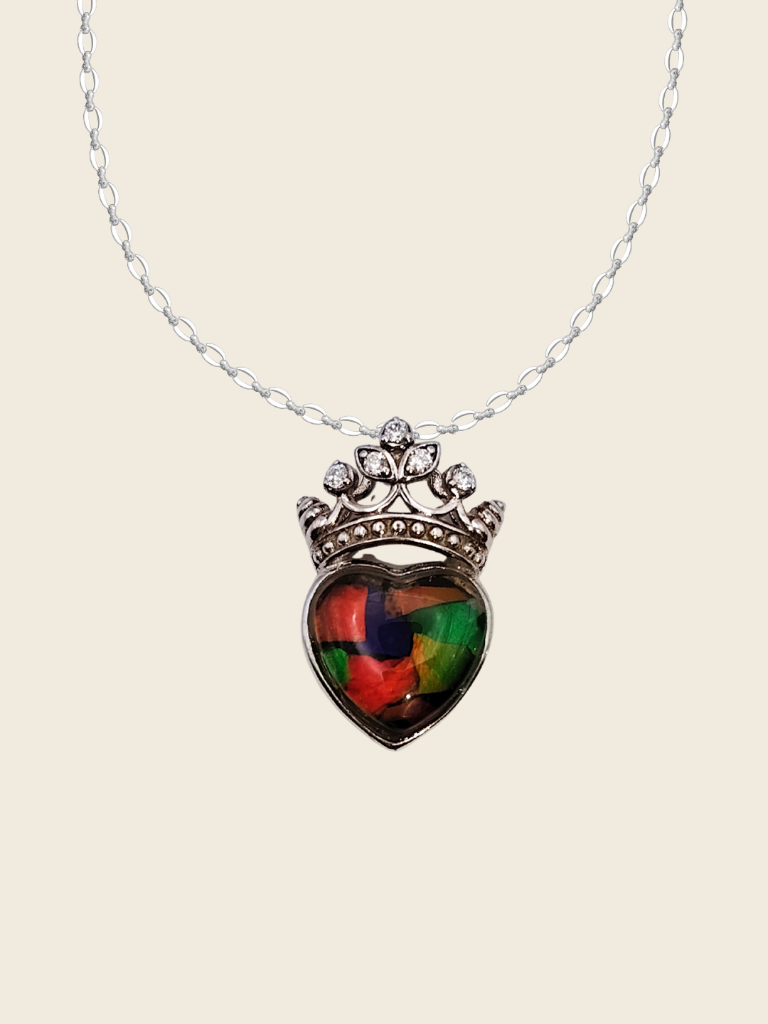Canada Ammolite Crown Stitching Pendant