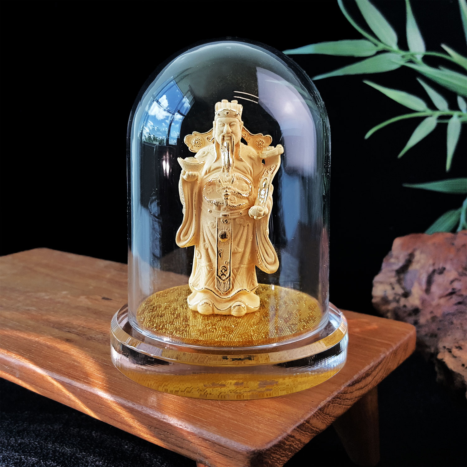 2 July - Golden God of Wealth Ornament