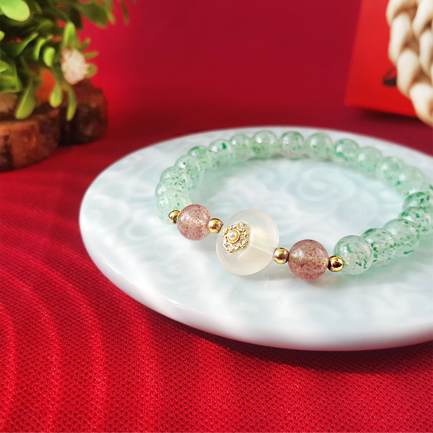 23 July - Green Strawberry with White Agate Buckle Design Bracelet