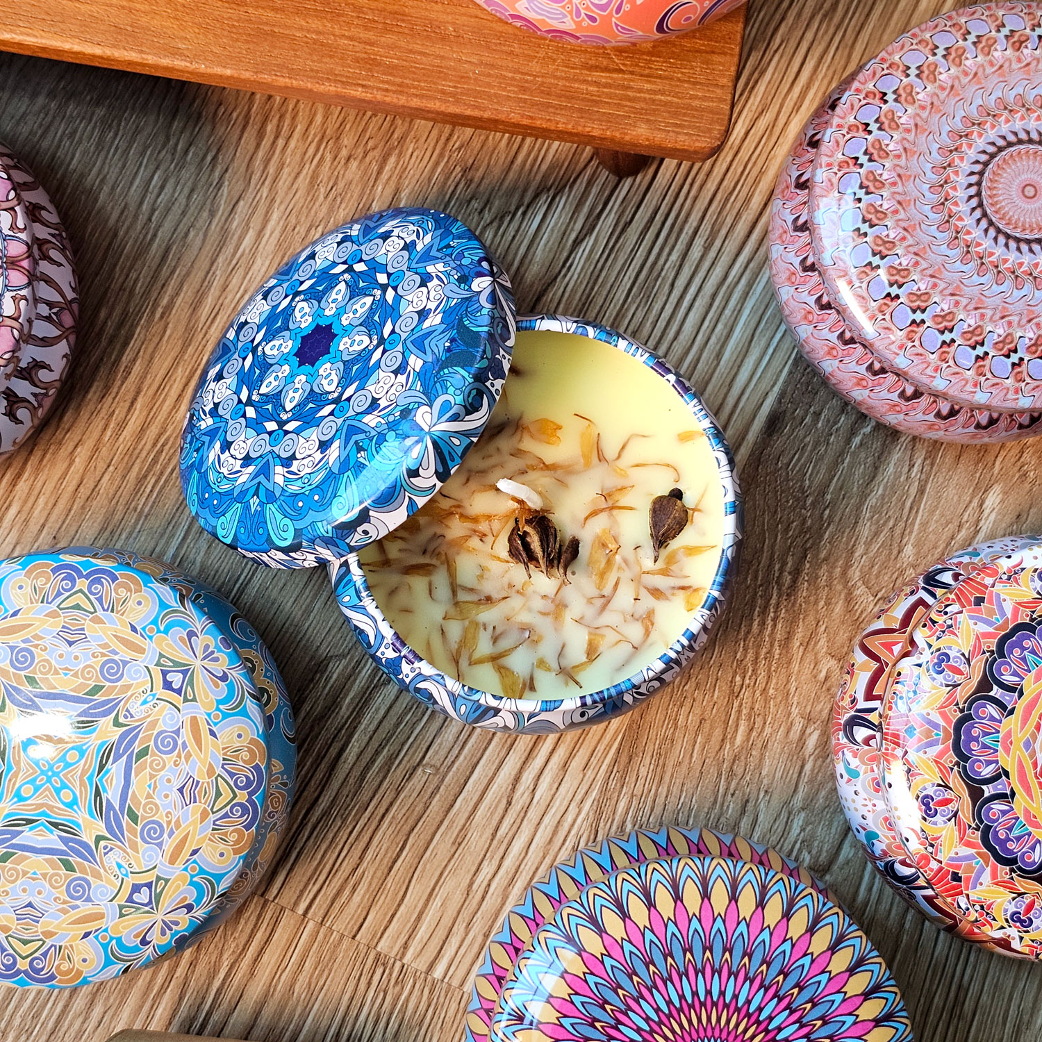 28 Apr - 【Buy 1 Free 1】Amber Candle