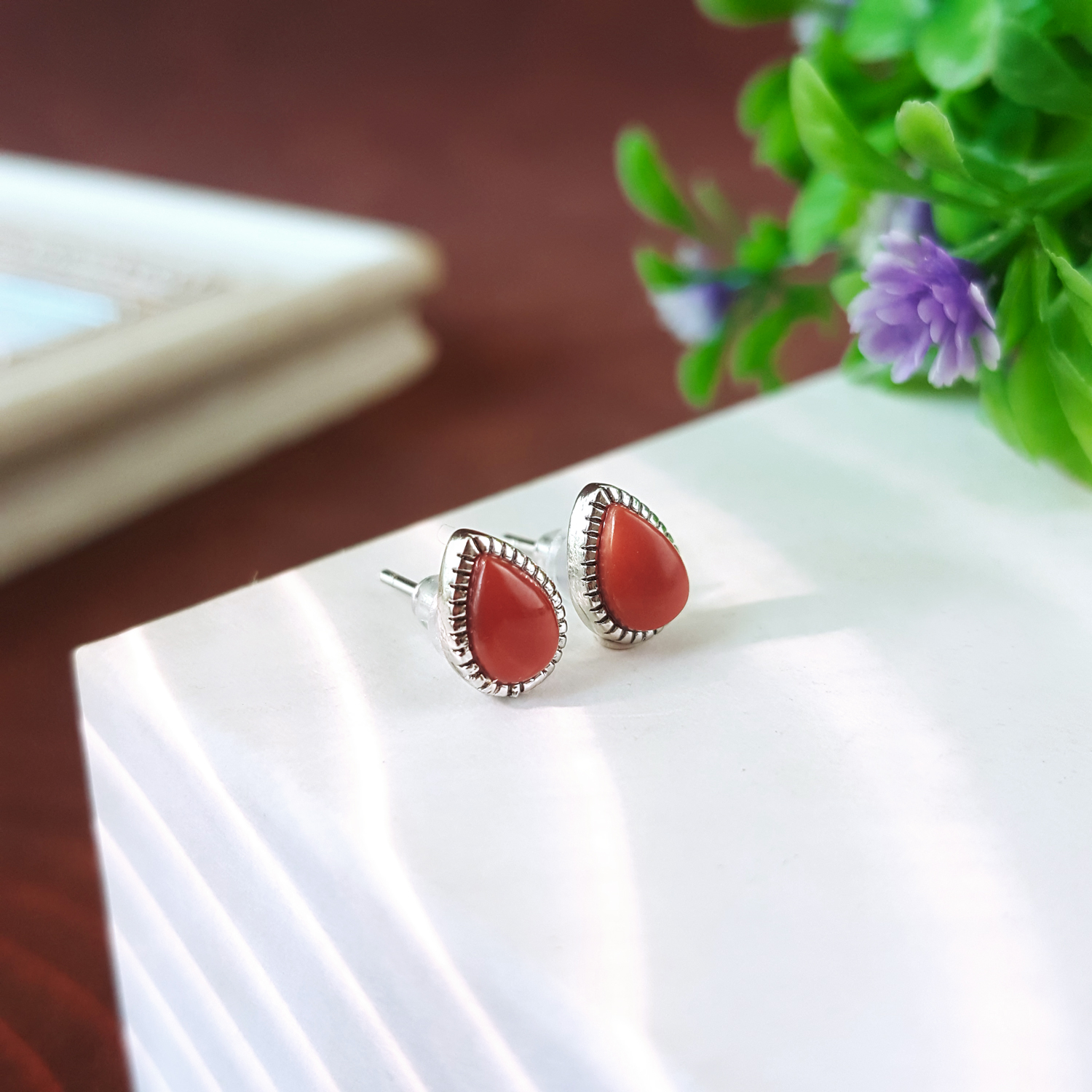 Nan Hong Agate Water Drop Earrings