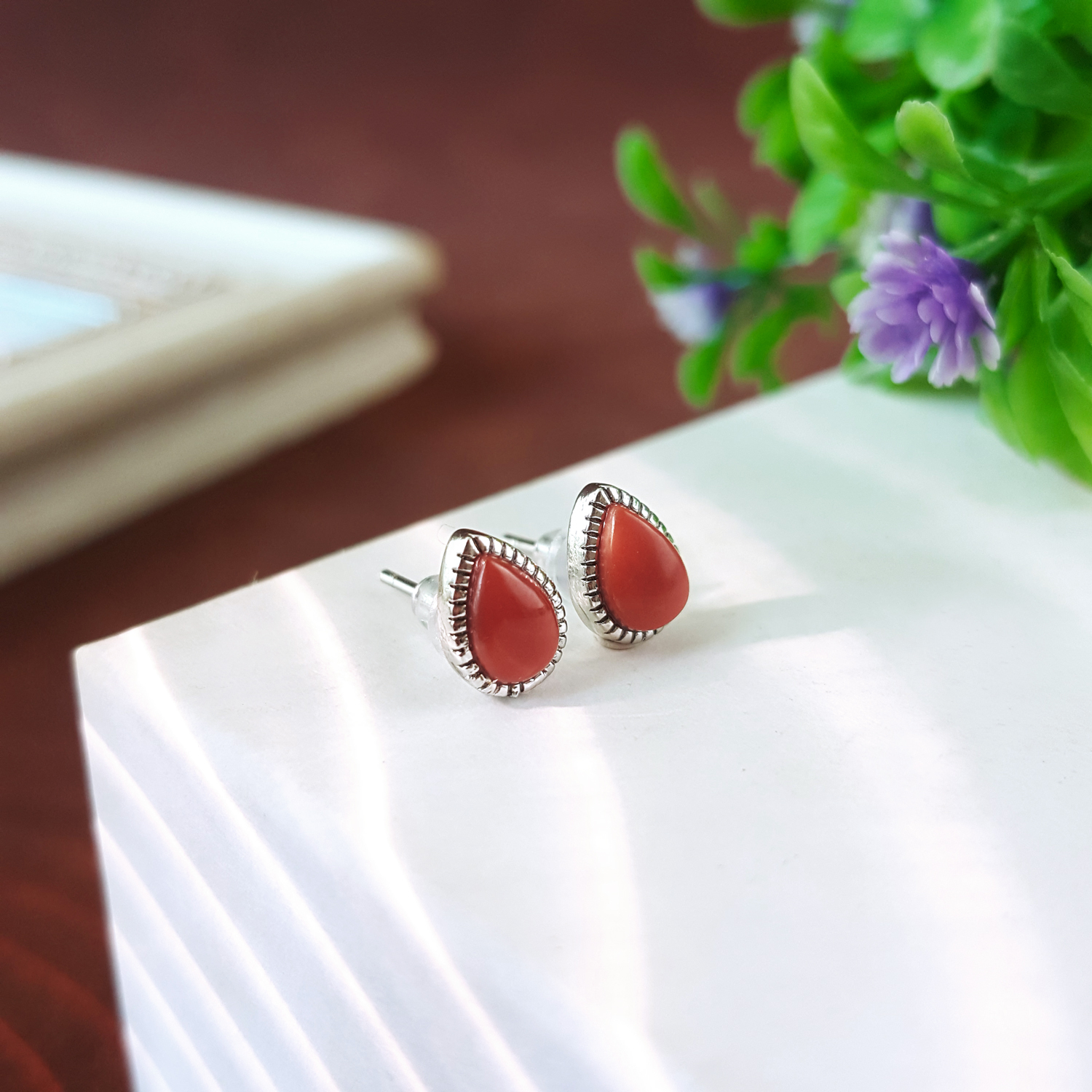 Nan Hong Agate Water Drop Earrings