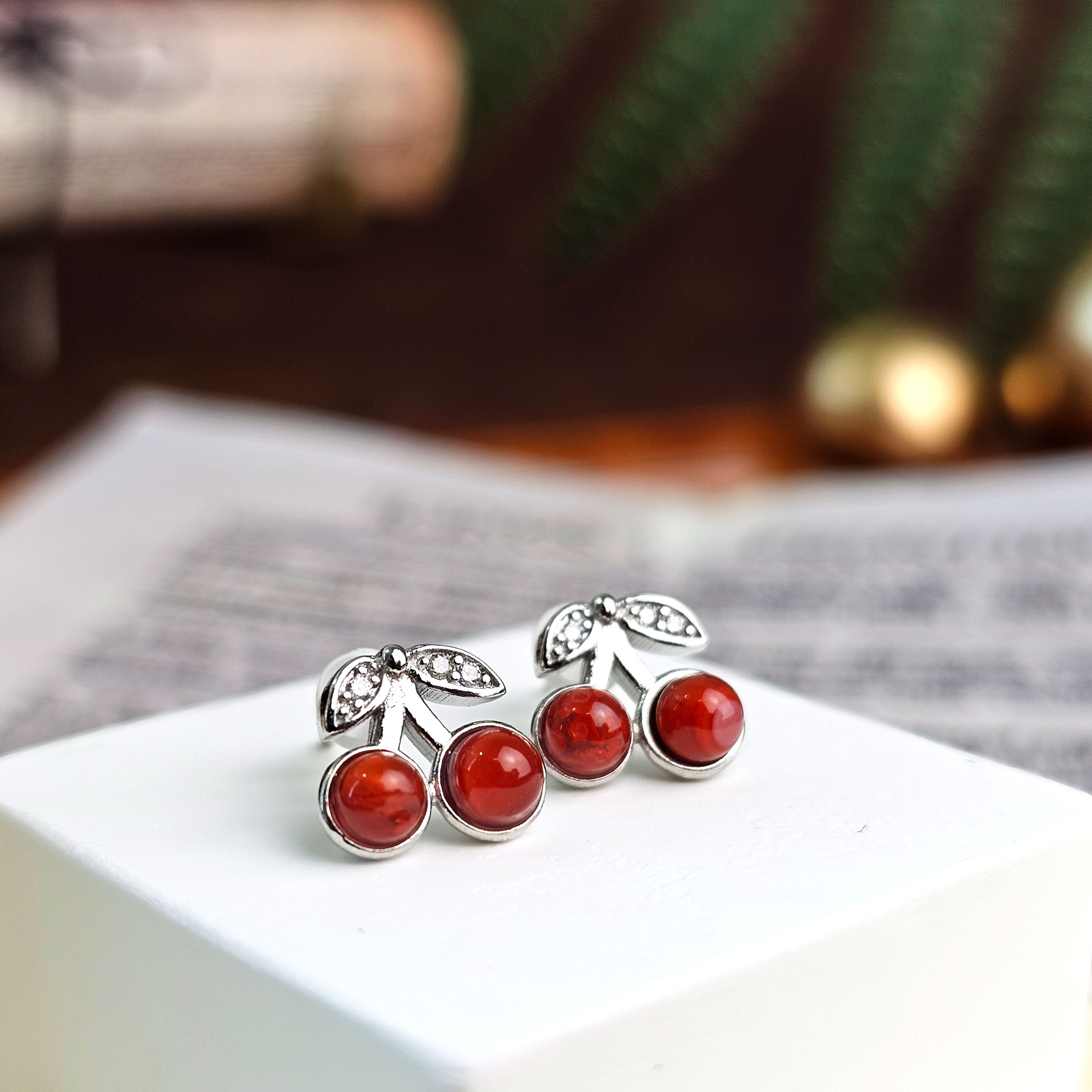 8 Jan - Nan Hong Agate Cherry Earrings
