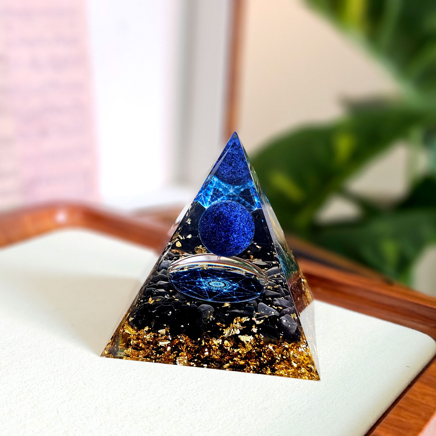 15 Jan - Blue Pyramid Deco