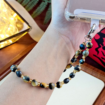 Fantasy Tiger Eyes Phone Hanger