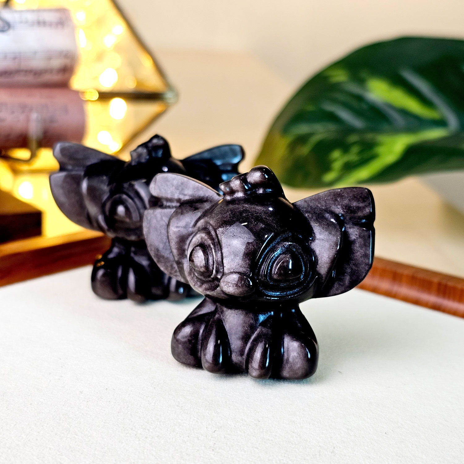 23 Jan - Silver Obsidian Stitch Deco