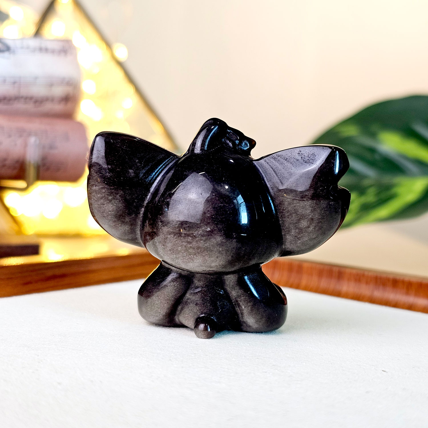 23 Jan - Silver Obsidian Stitch Deco