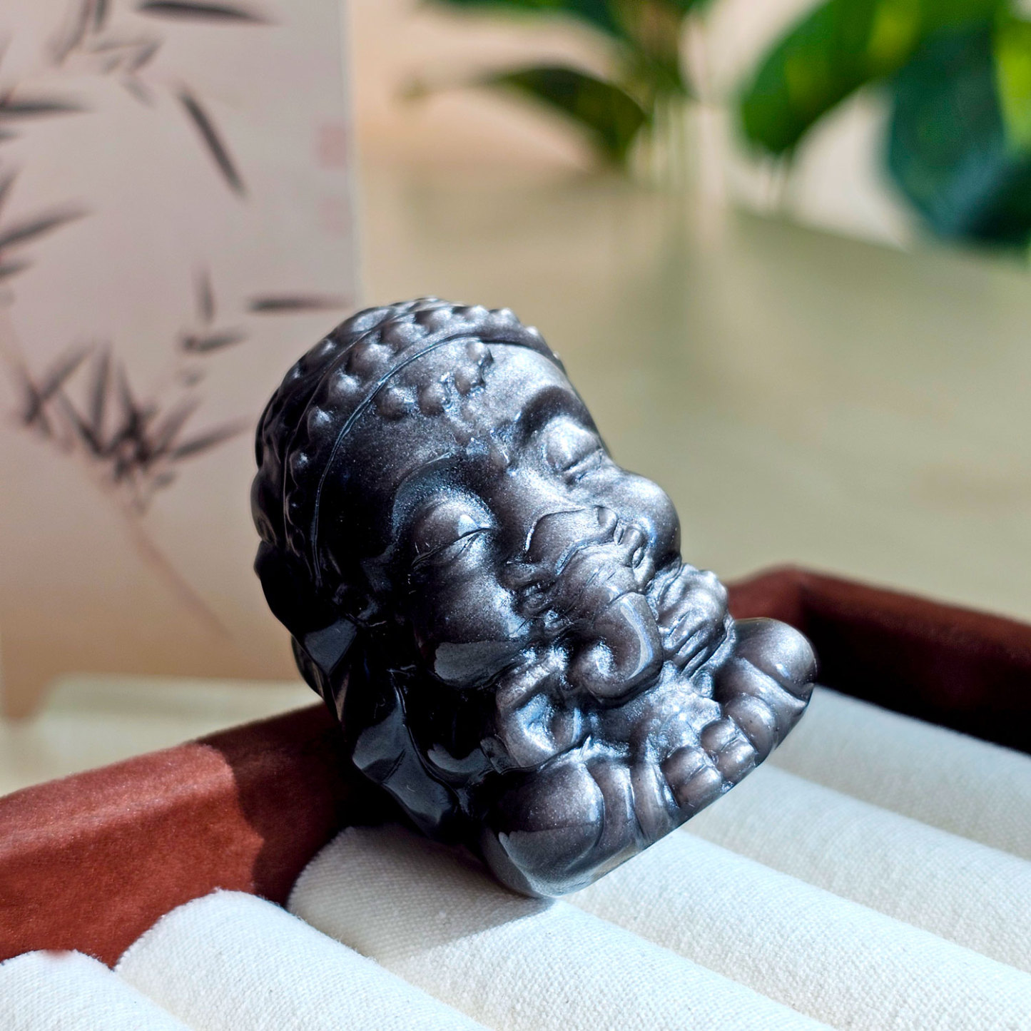 29 Jan - Silver Obsidian Ganesha Deco