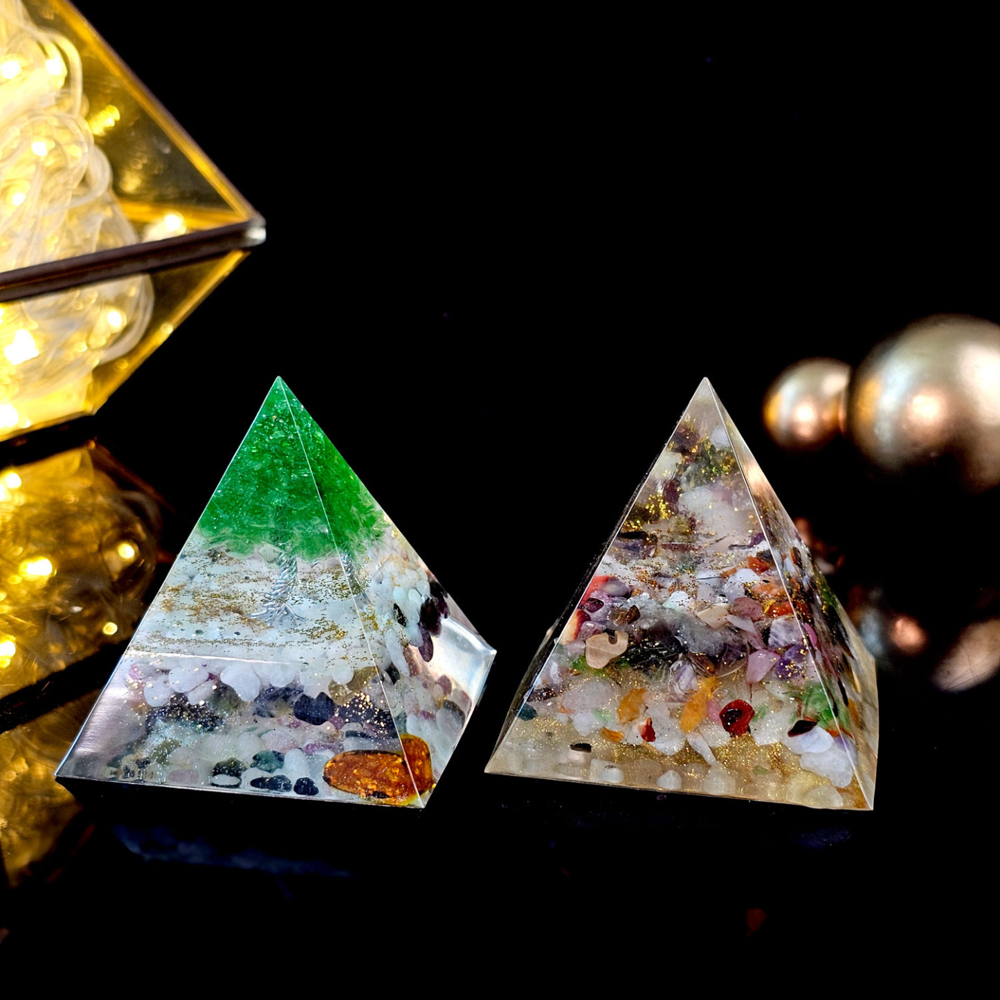 10 Feb - Pyramid Deco