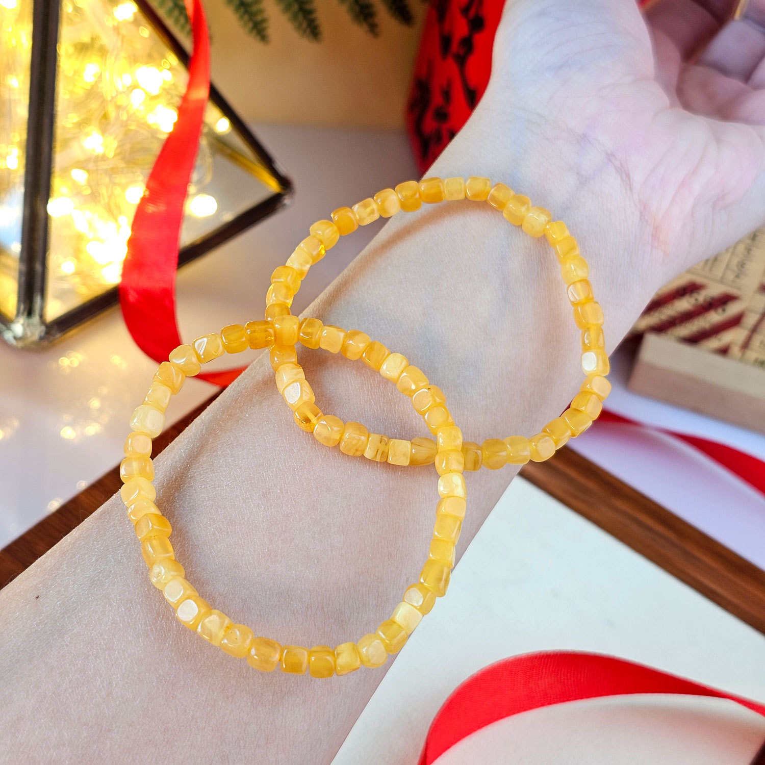 10 Feb - Baltic Sea Beeswax Amber