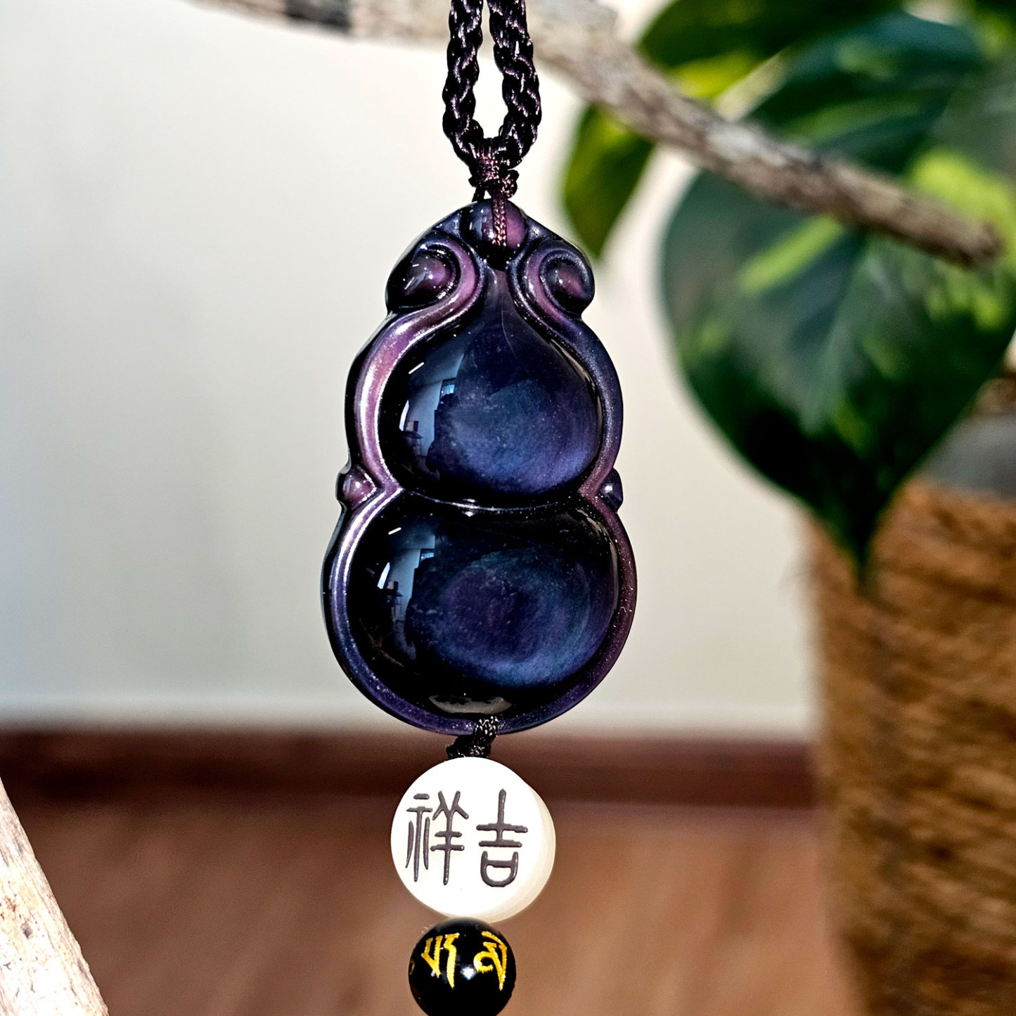26 Feb - Rainbow Obsidian Hulu Charm