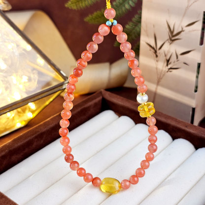 4 Mar - Nan Hong Agate with Amber Phone Hanger