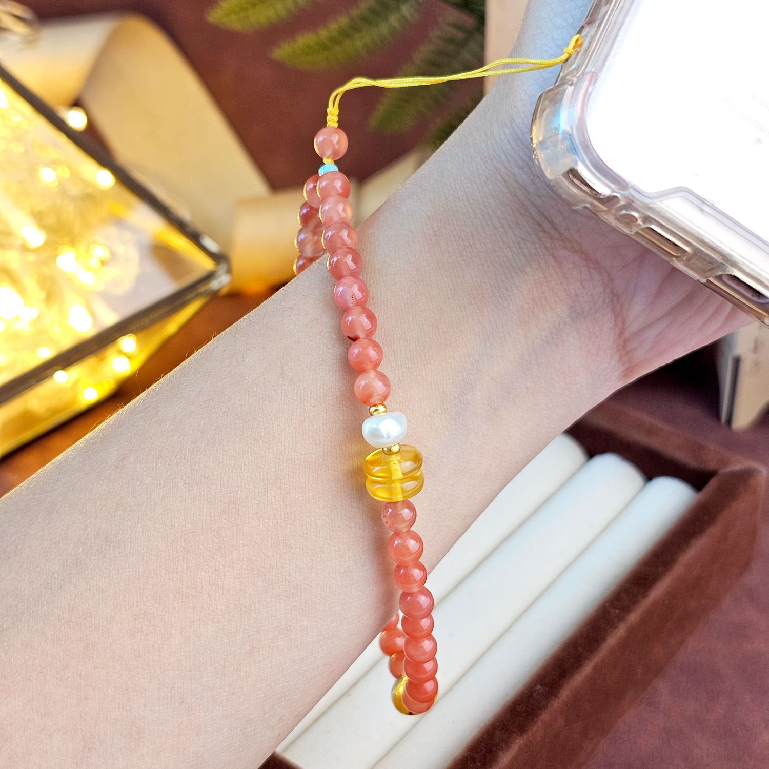 4 Mar - Nan Hong Agate with Amber Phone Hanger