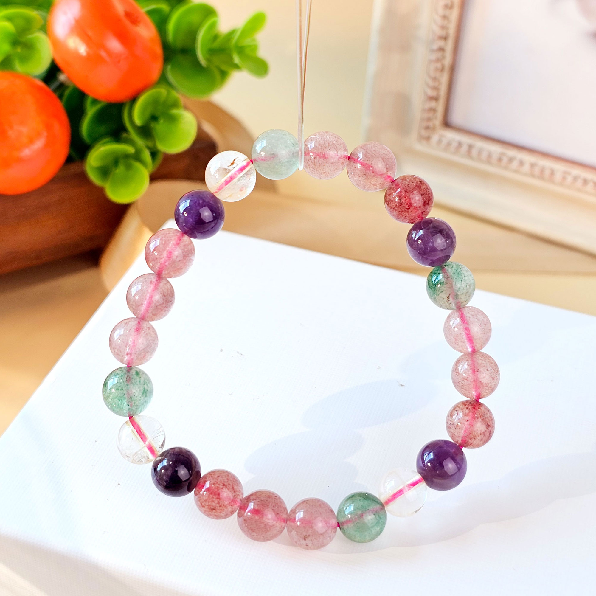 10 Mar - Strawberry Design Bracelet