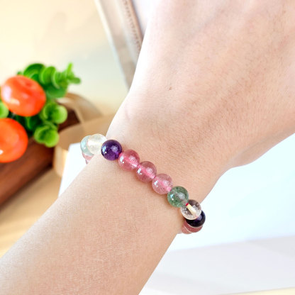 10 Mar - Strawberry Design Bracelet