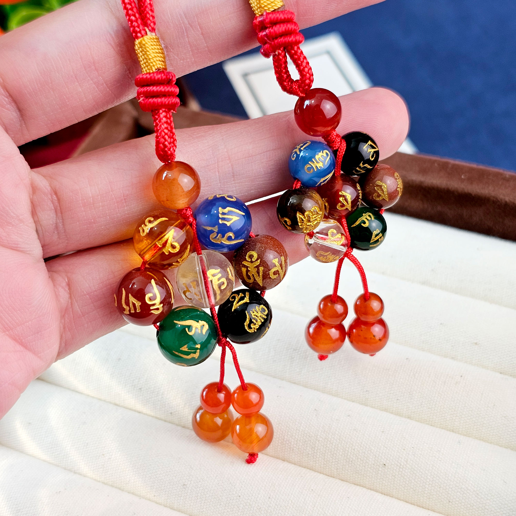 9 Mar - Mix Mantra Charm