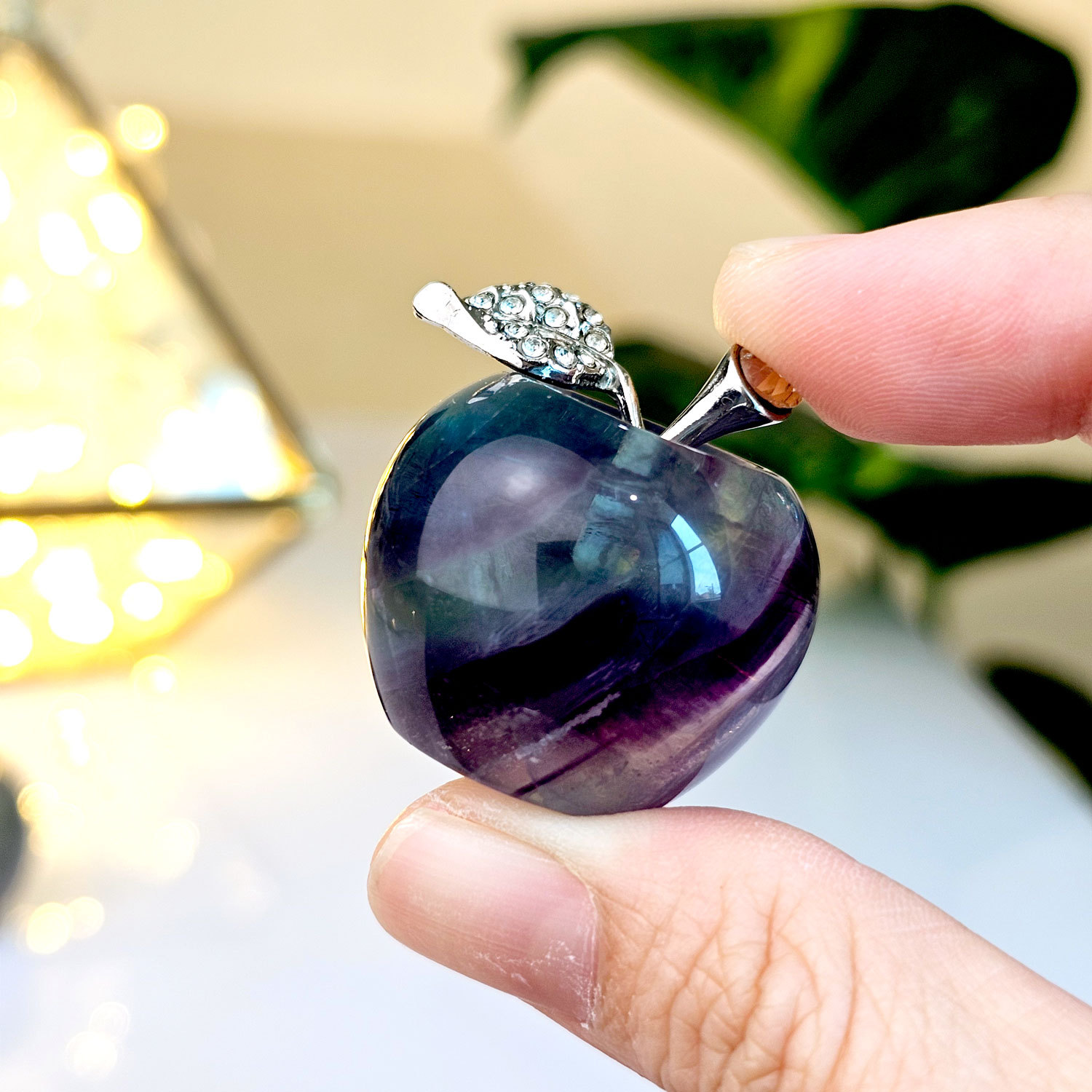 12 Mar - Fluorite Apple Deco