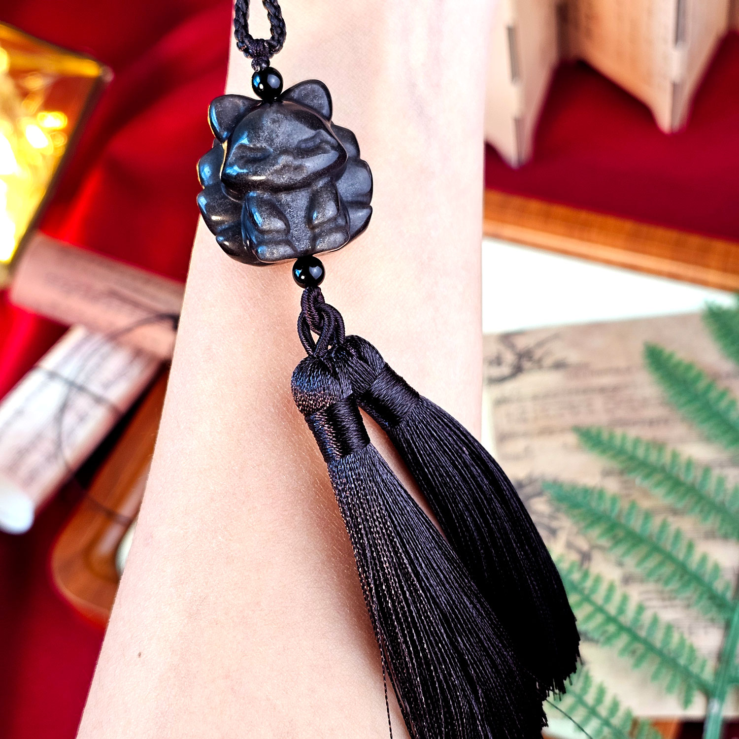 24 Mar - SIlver Obsidian Nine Tail Charm