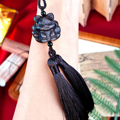24 Mar - SIlver Obsidian Nine Tail Charm
