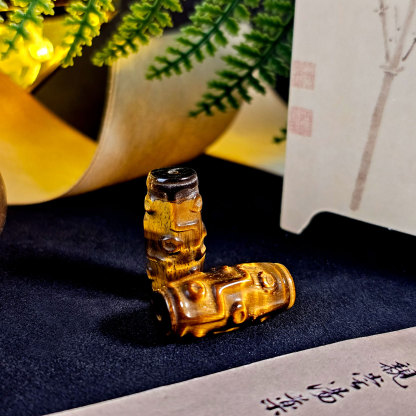 2 Apr - Tiger Eye Nine Eye Dzi