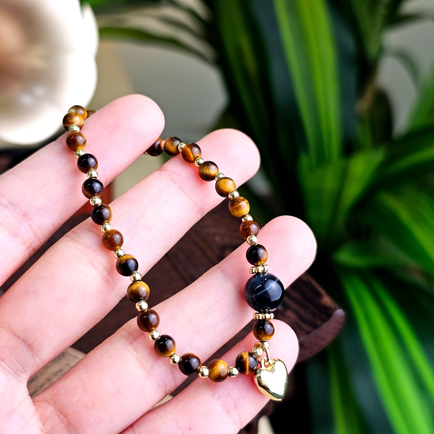 8 Apr - Tiger Eye Bracelet