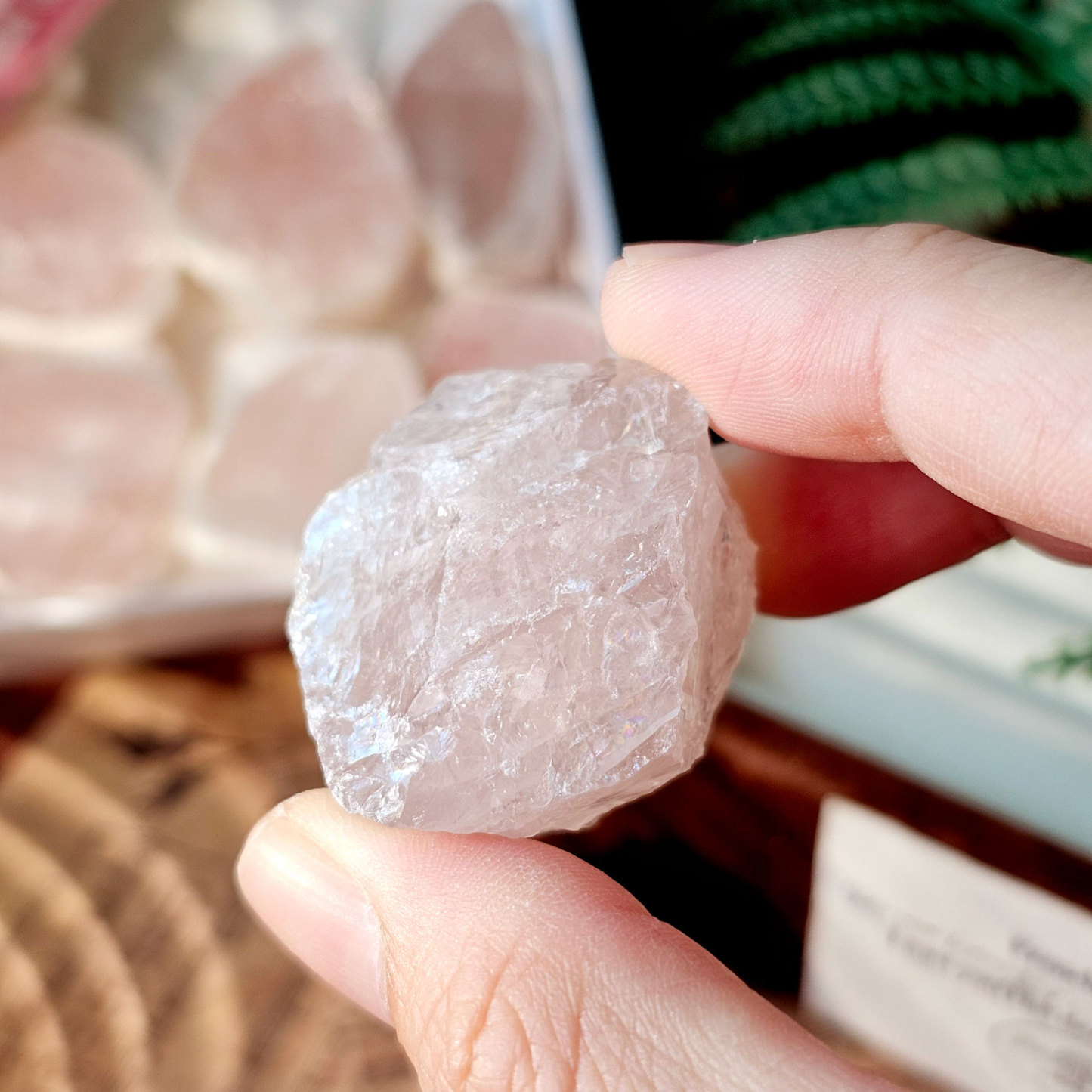 20 Apr - Rose Quartz Raw Stone Box