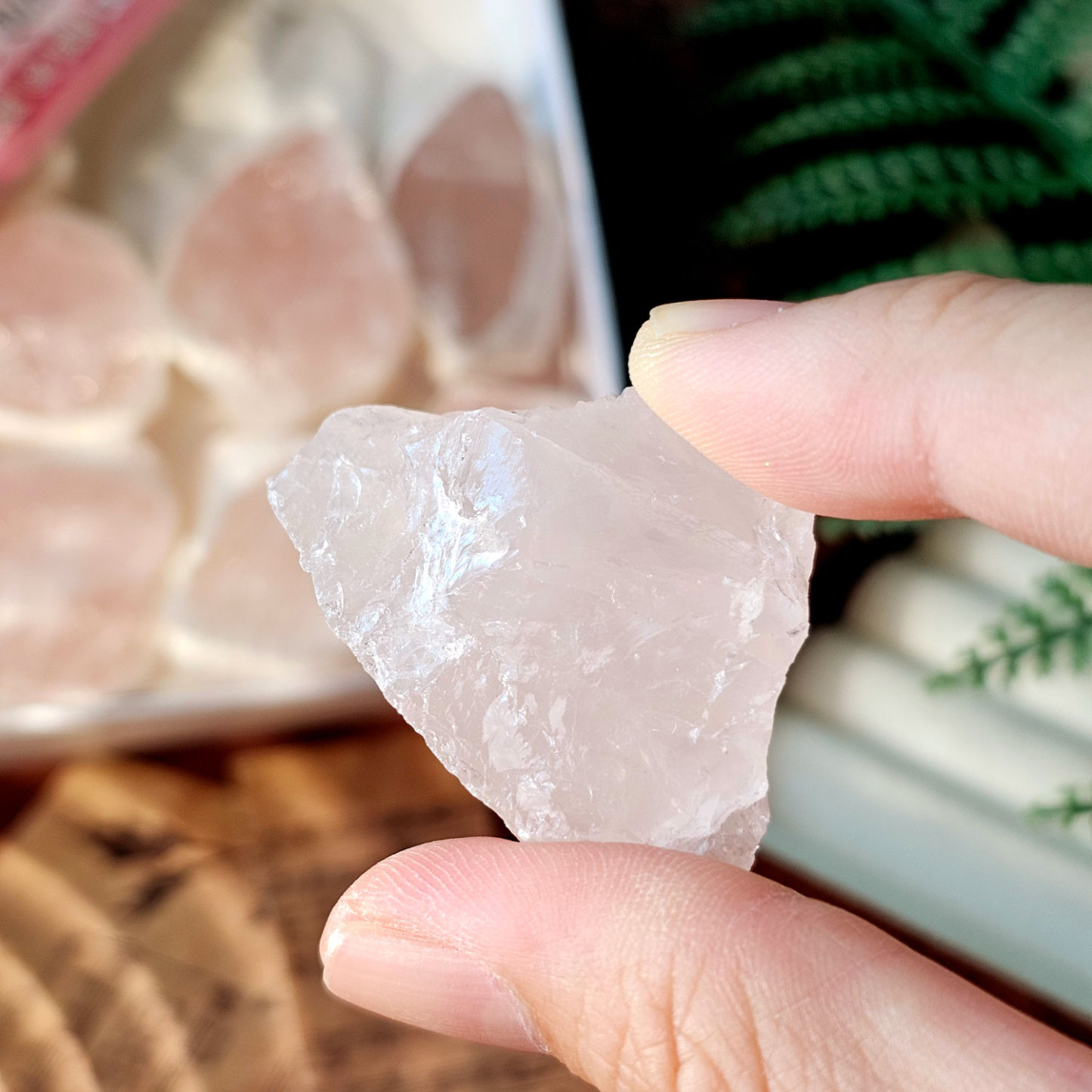 20 Apr - Rose Quartz Raw Stone Box