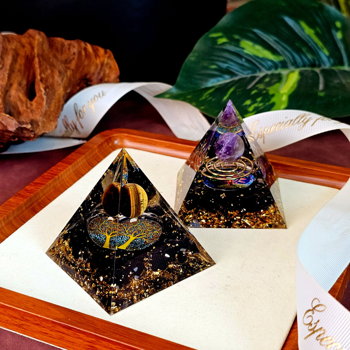 22 Apr - Pyramid Deco