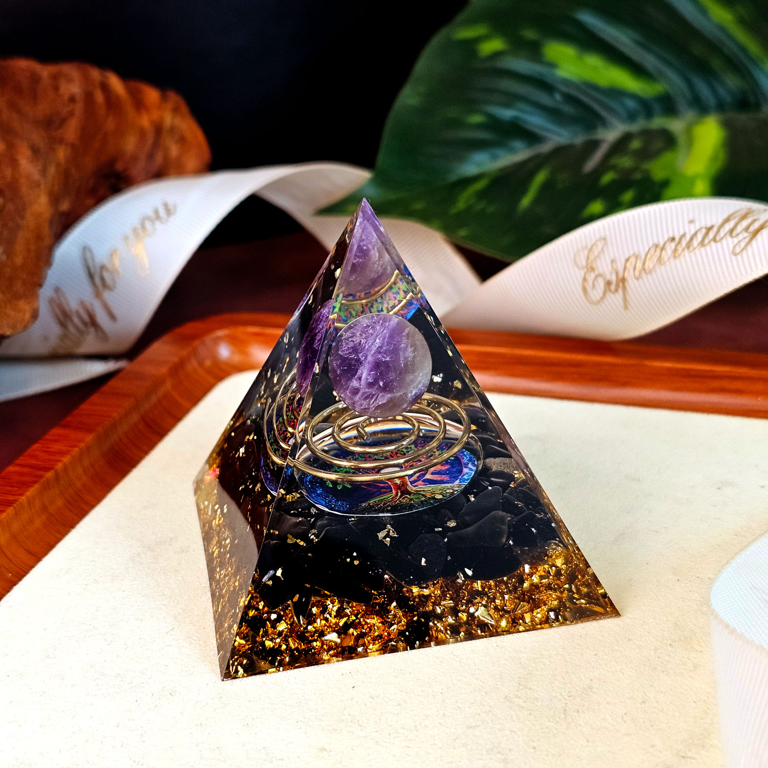 22 Apr - Pyramid Deco