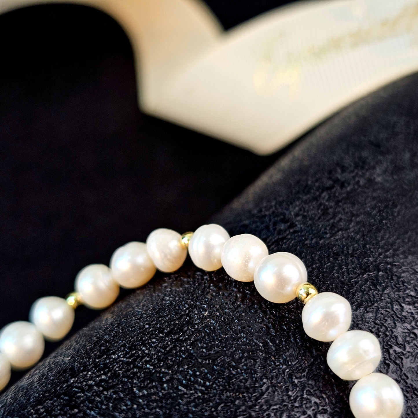 21 Apr - Pearl Bracelet