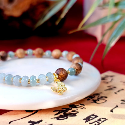 24 Apr - Wood with Jade Bracelet