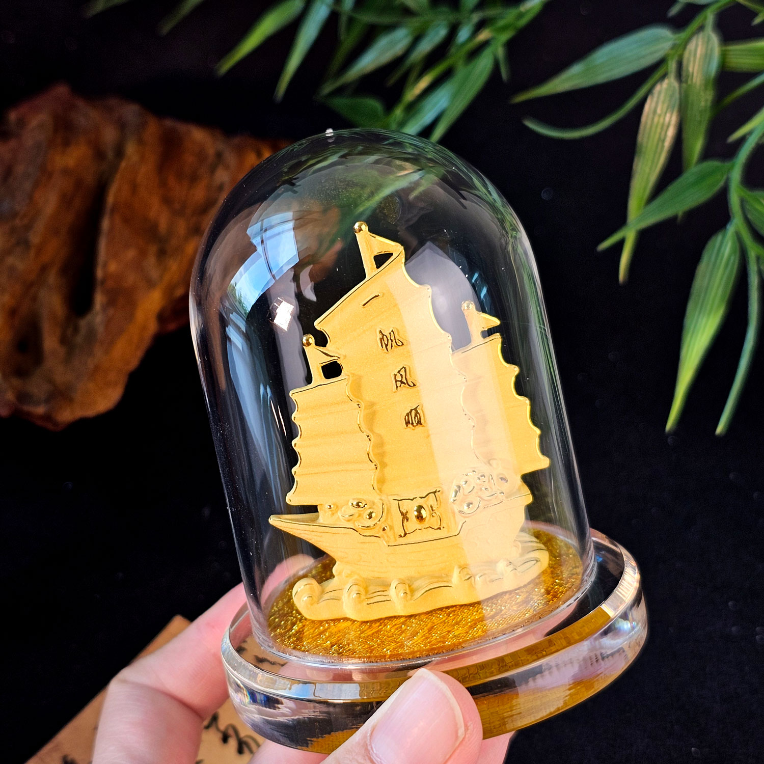 23 Apr - Gold Ship Deco