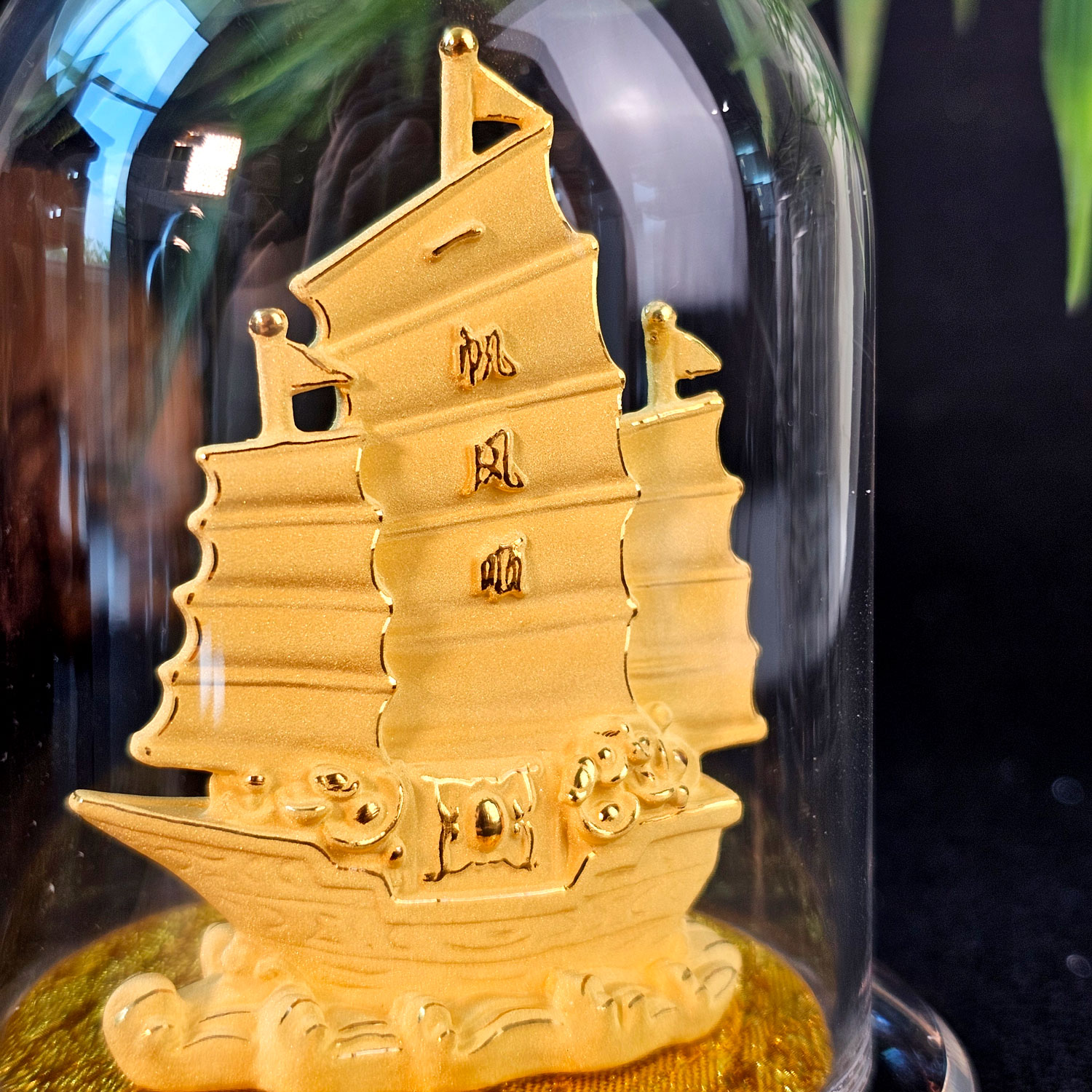 23 Apr - Gold Ship Deco