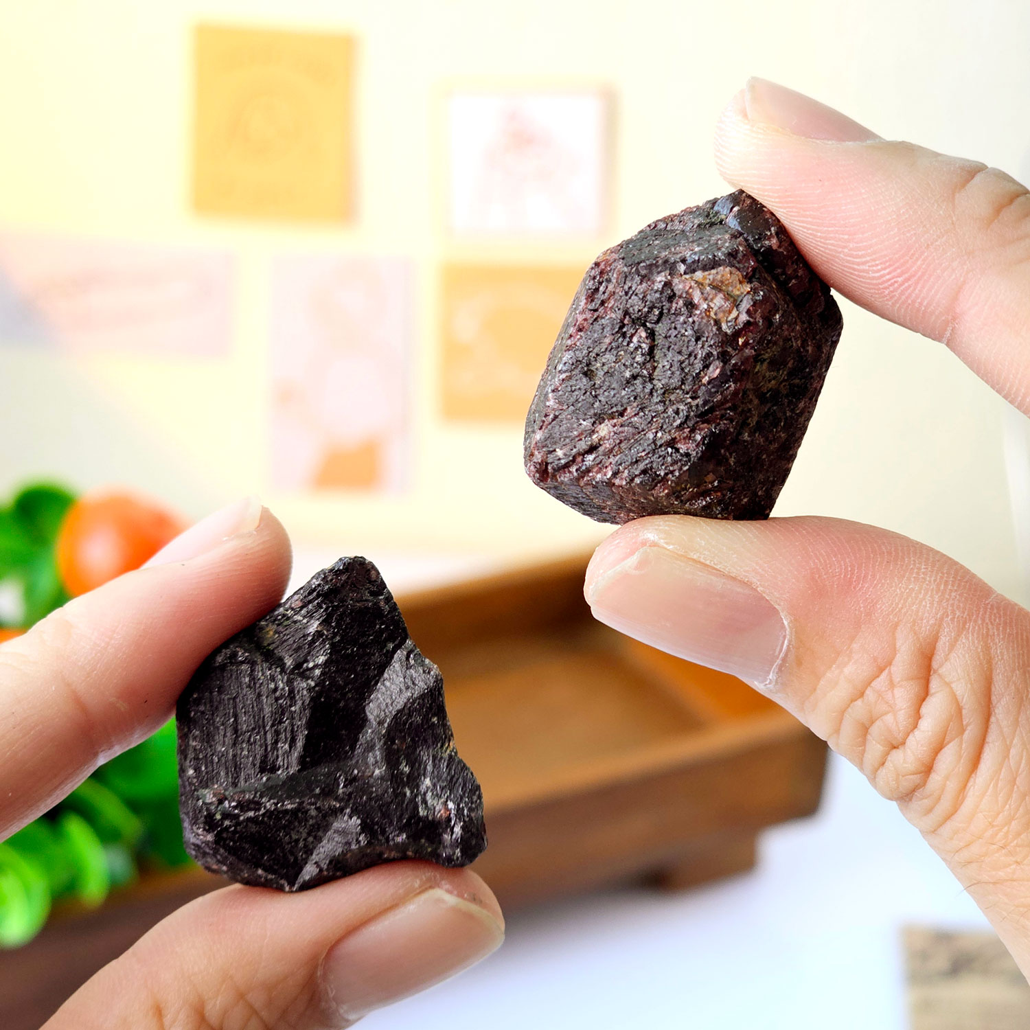 29 Apr - Red Garnet Raw Stone