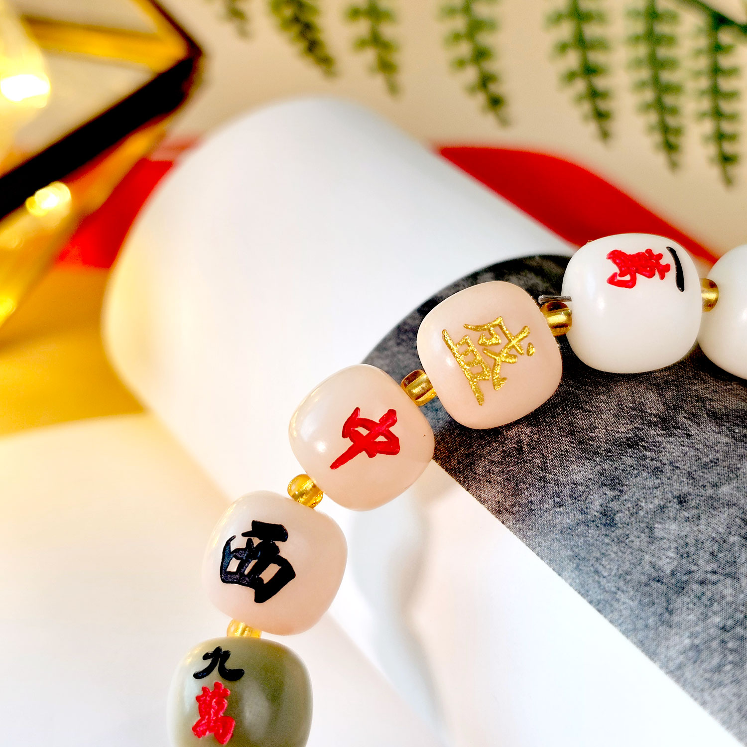 18 May - Bodhi Mahjong Phone Hanger