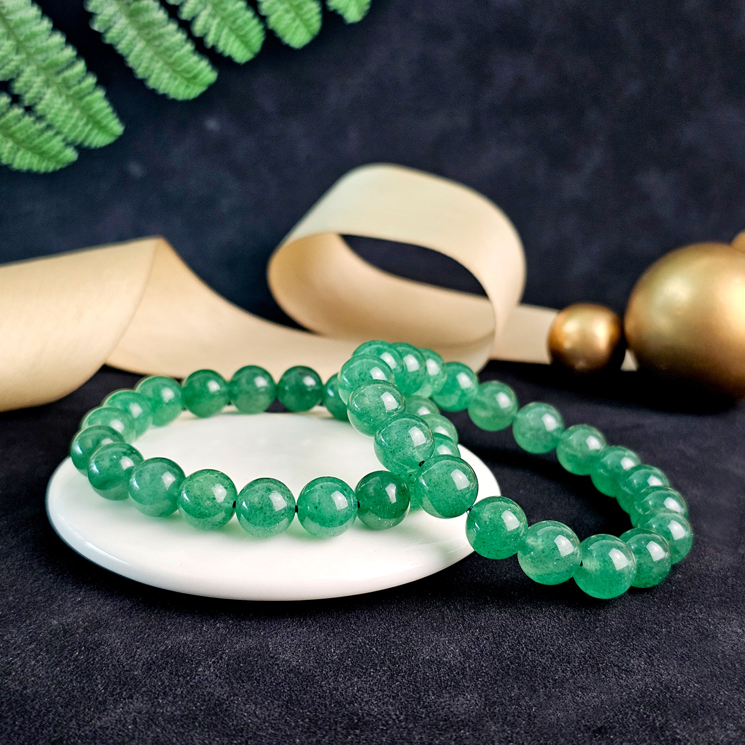 15 Jun - 10mm Green Strawberry Stone Bracelet
